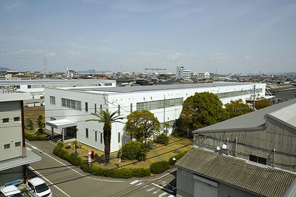 電子機器工場